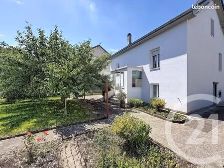 maison 6 pièces 141 m²