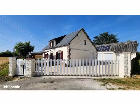 propriété de caractère de 130 m² rénové – 4 chambres – dépendances exceptionnelles  calme 
