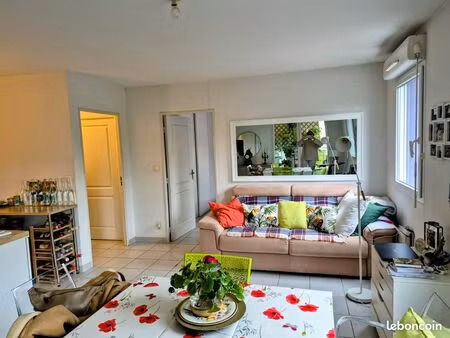 t2 à vendre nimes