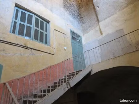 petit prix 3/4 pièces 138m2 51 000 euros