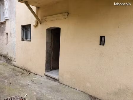 45 m2 de cave