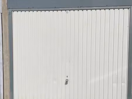 location garage st césaire 30900
