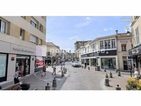 local commercial 173 m²