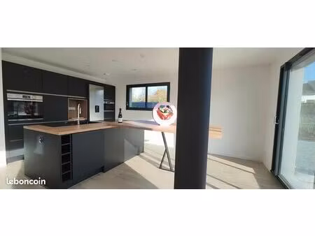maison 6 pièces 105 m²
