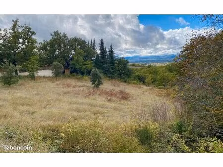 terrain 3 390 m² barjac