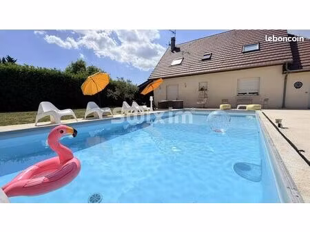 maison 6 pièces 175 m²
