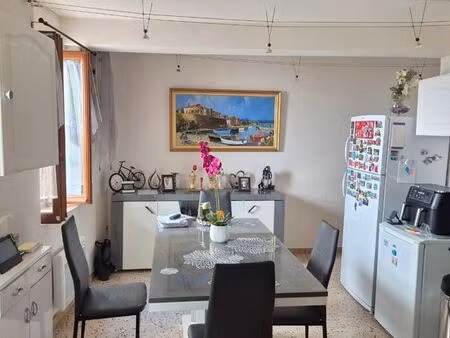 maisin de village 59 m2 sur aimargues