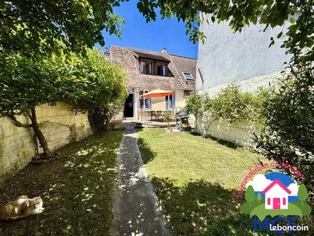 maison de ville 4 pièces 65 m²