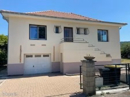 location maison mathay
