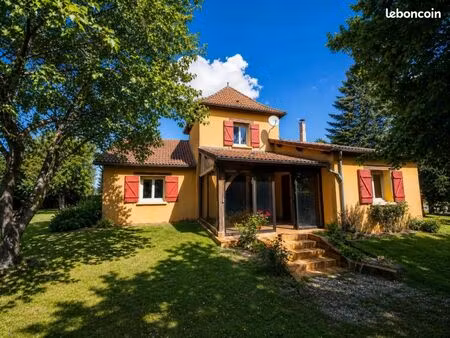 maison 6 pièces 122 m²