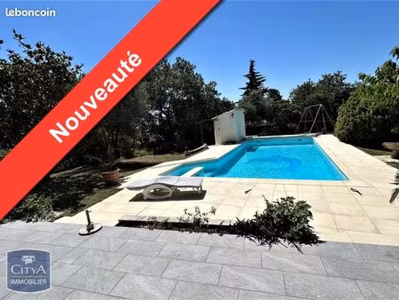 villa 6 pièces 132 m²