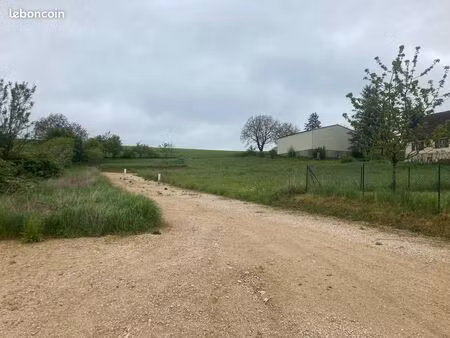 superbe terrain a batir viabilise proche centre du village aignay  val duc  is sur tille  