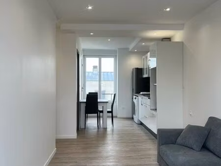 t1 bis 30 m² – rénové à neuf – dernier étage – lumineux – centre brest
