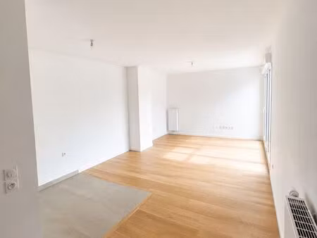 appartement neuf 2 pièces- 8 min métro ligne 8