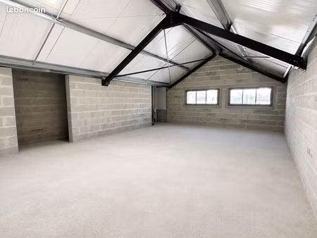 bureau 62 m²