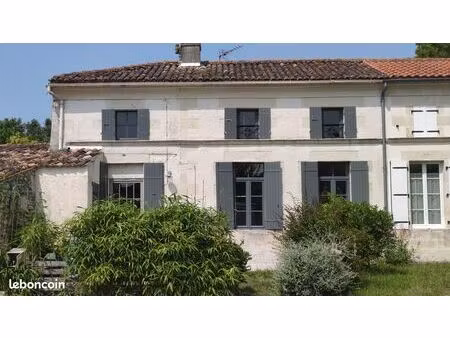 charmante maison meublee a l'annee