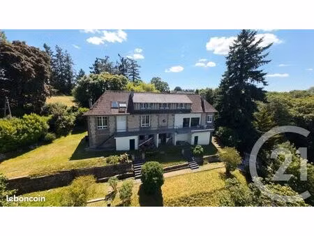 maison 8 pièces 190 m²