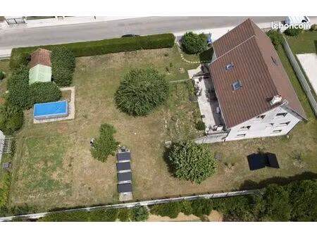maison 10 pièces 200 m²