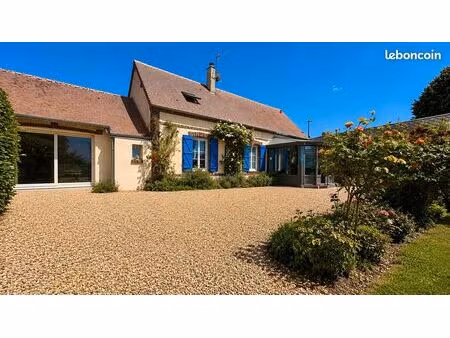 maison 6 pièces 151 m²