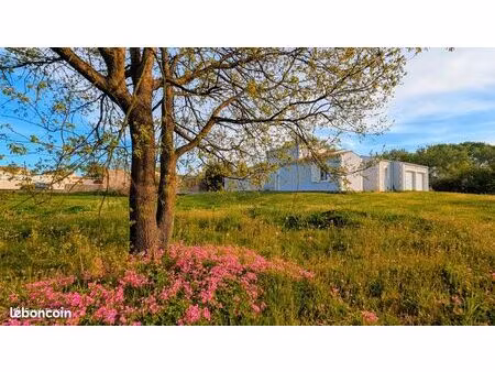 villa contemporaine 174 m² – grand terrain arboré de 3200 m² – quartier des bouchôleurs  c