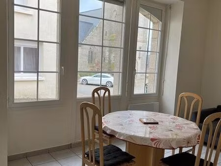 appartement t2 centre bourg de mur de bretagne