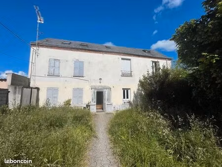 immeuble 6 pièces 225 m²