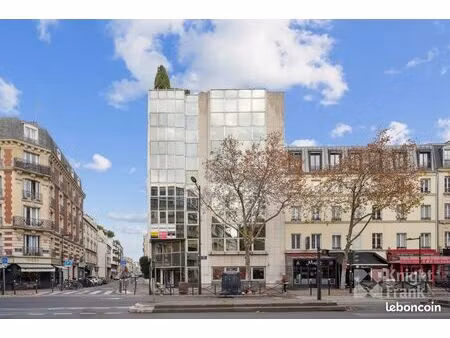 bureaux 170 m²