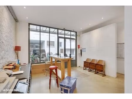 bureau 1 489 m²