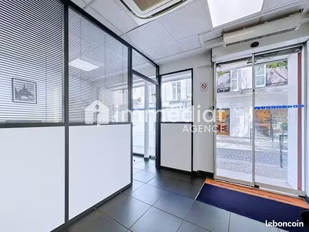 local 87 m² rueil-malmaison