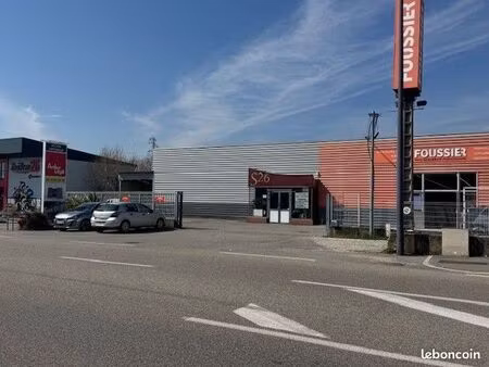 local commercial 450m2 axe passant valence