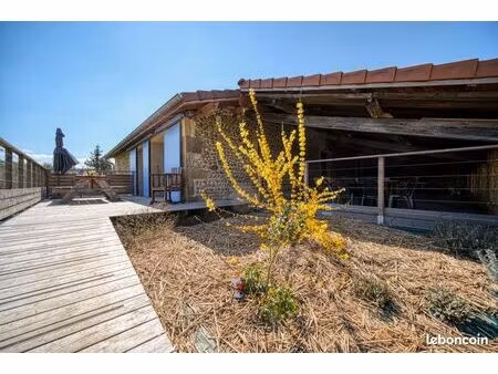 maison 11 pièces 443 m²