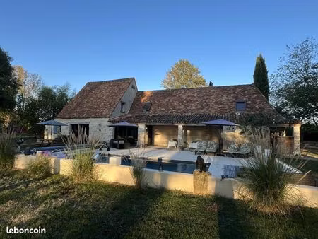 maison 4 chambres 199m2