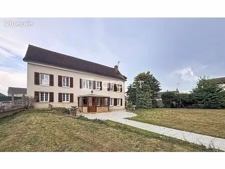 maison 6 pièces 139 m²