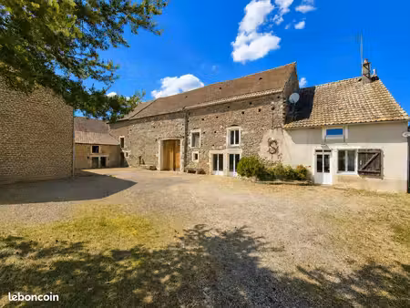 maison 7 pièces 200 m²