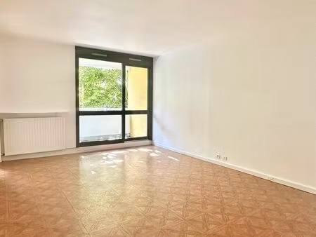 bel appartement f4 83 m² +loggia 7 m²