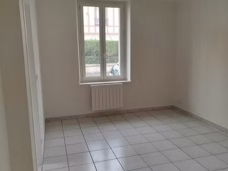 châteaudun f2 40 m²