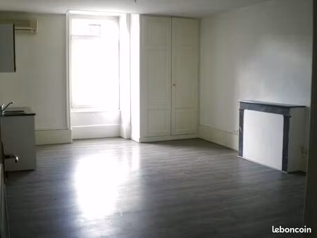 appartement 2 pièces 65 m²