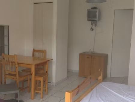 studio meuble