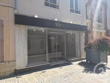 commerce 40 m²