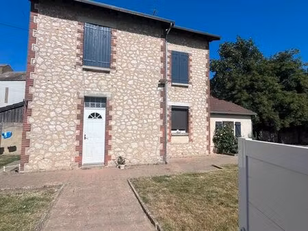maison à louer bailleau le pin
