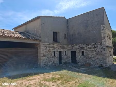 imposante maison + gîte sur 4000m2