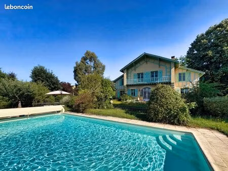 maison 7 pièces 193 m²