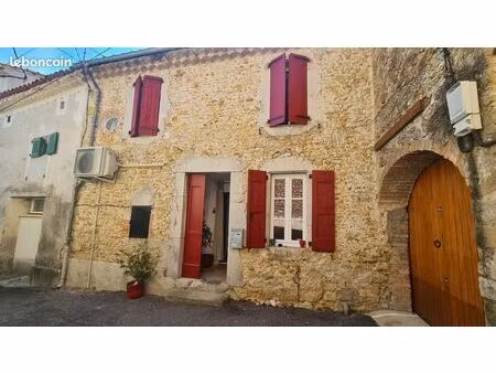 maison de village 4 pièces 97 m2 – 3 chambres – quartier calme – massillargues-attuech