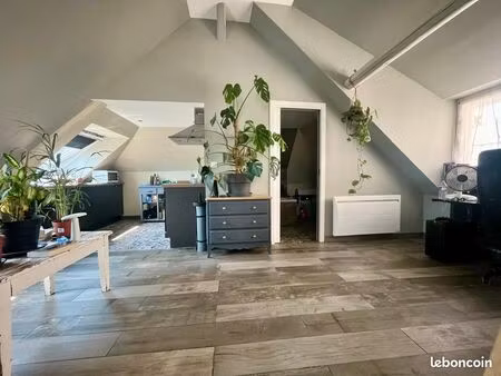 t2 hypercentre avec stationnement