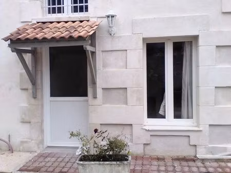 location f2 proche centre ville la tremblade