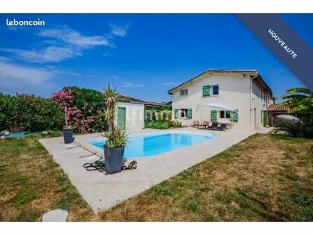 maison 6 pièces 176 m²