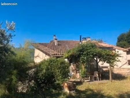 maison de village meublée 75 m2