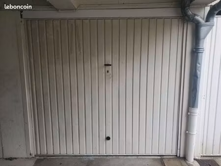 box garage