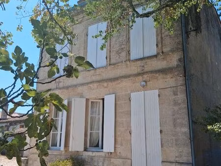 maison 10 pièces 280 m²