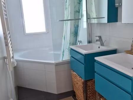 chambre standing dans villa